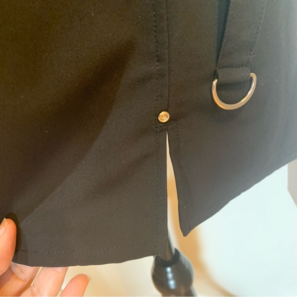 HALARA V-Neck Xtra Large Short Sleeve 2 Pockets Split Hem Stud Work Blouse/Scrub - Picture 4 of 6